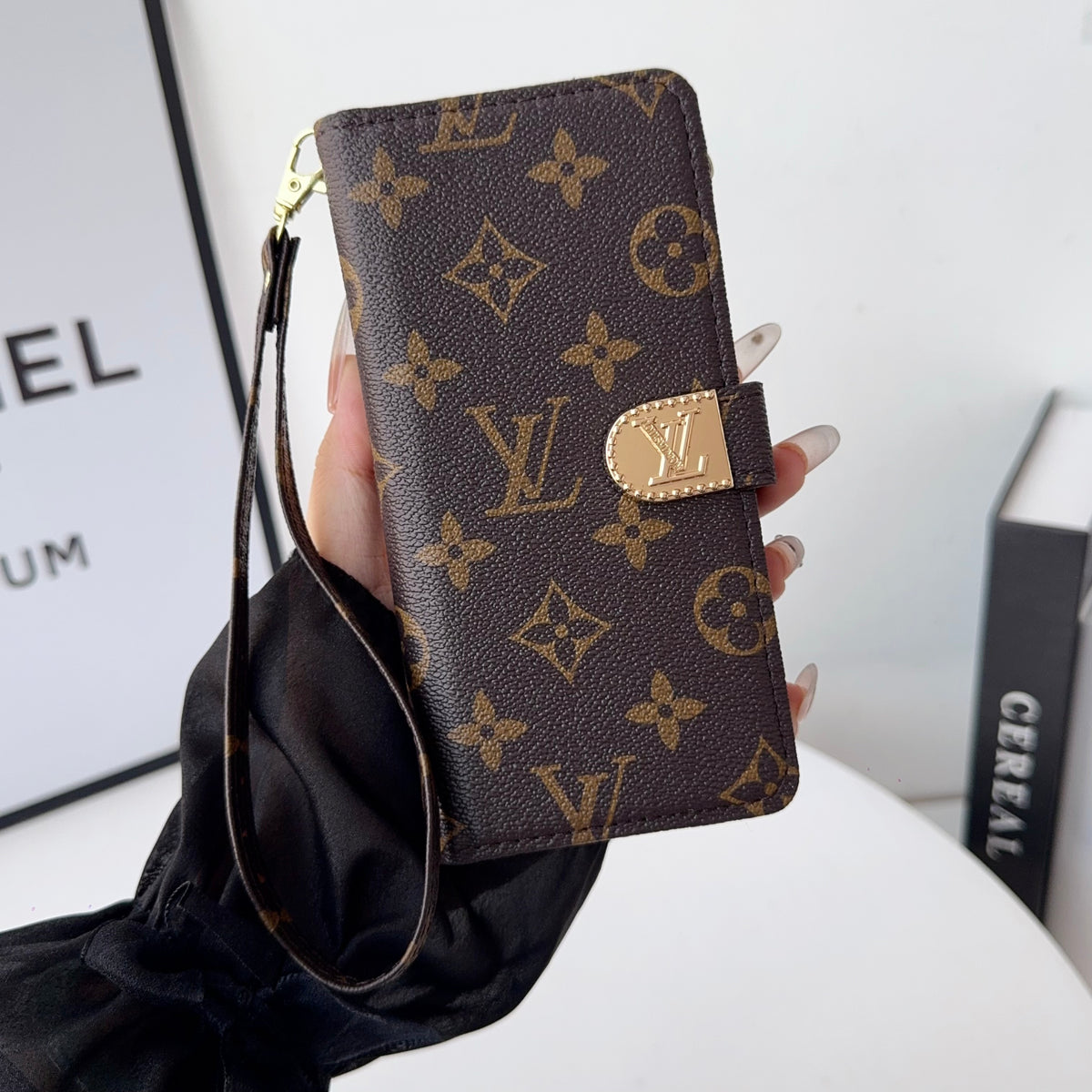 ラグジュアリーデザイン モノグラム手帳型iPhoneケース(ファスナー財布&ストラップ付き)-OKLB003
