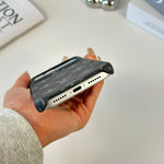 高級感のあるMonogramマグネット対応 iPhoneケース iPhone 17シリーズ用黒印刷-OKLV009