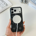 高級感のあるMonogramマグネット対応 iPhoneケース iPhone 17シリーズ用黒印刷-OKLV009