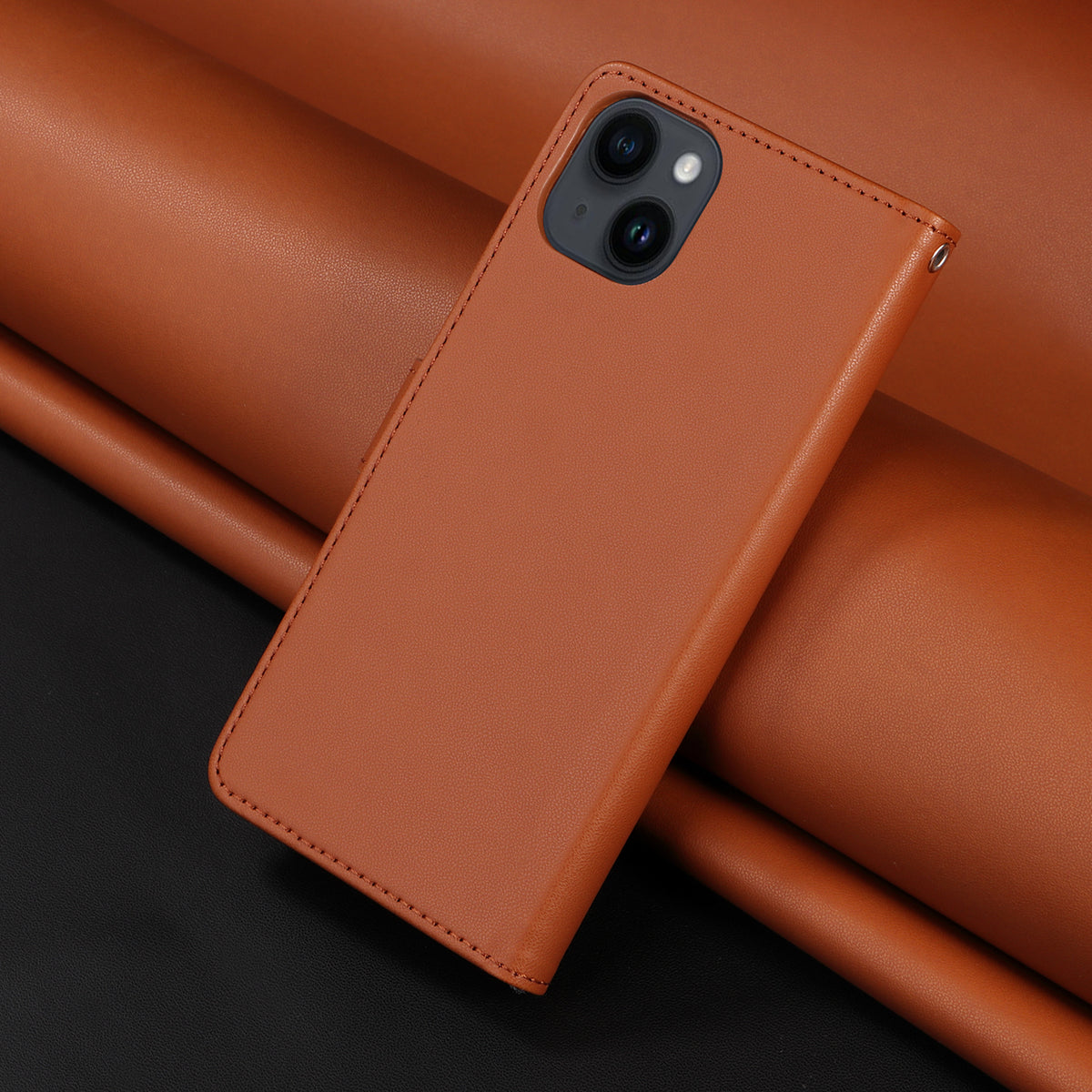 手帳型茶色のレザーiPhoneケース カードホルダー(Magsafe) -YYT251531