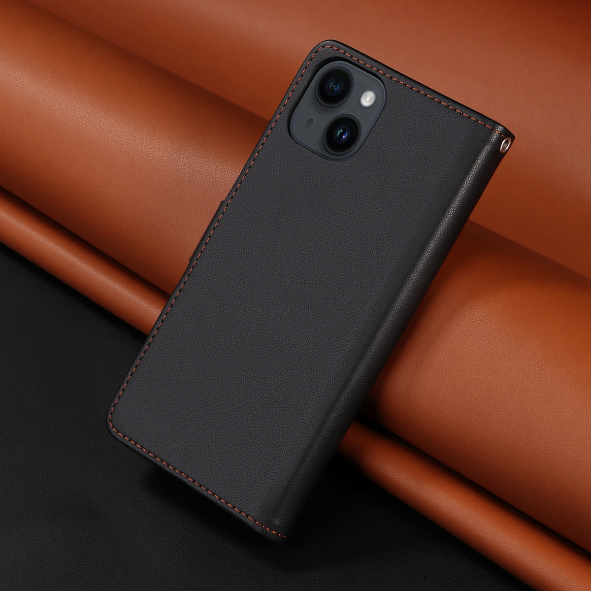 手帳型黒いレザーiPhoneケース カードホルダー(Magsafe) -YYT241531