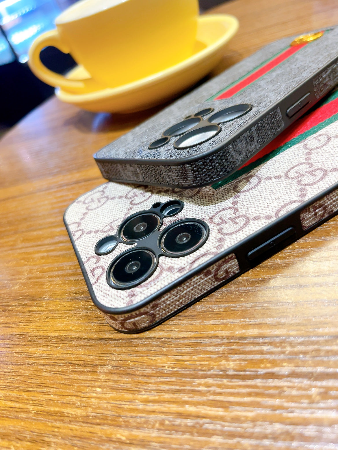 クラシックグッチのブラックiPhoneケース-JD240424