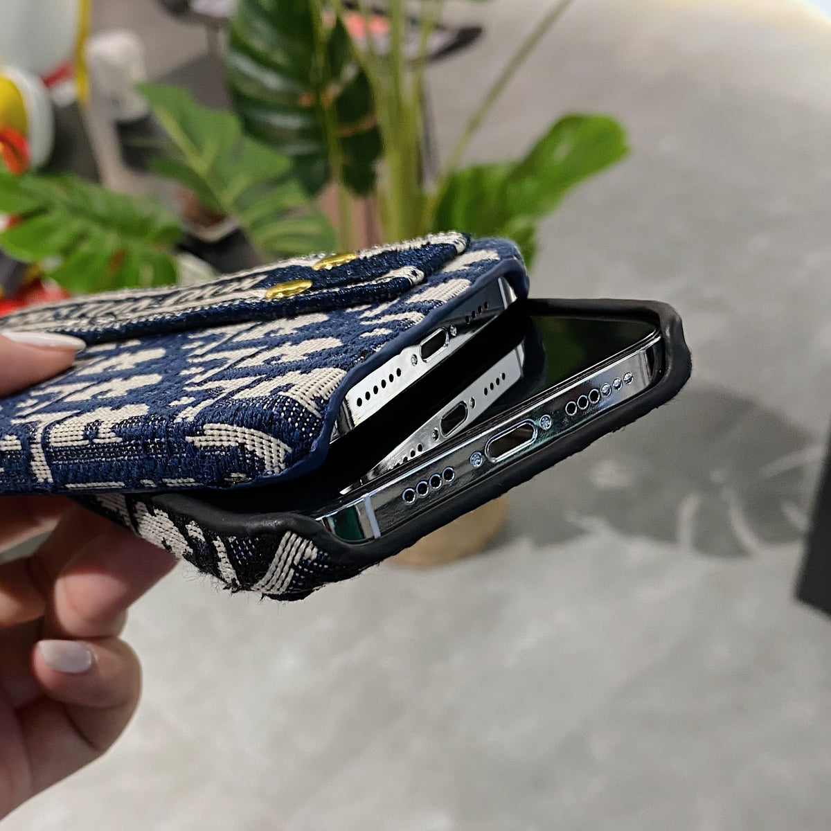 CD青いiPhoneケース ホルダー-SW231115