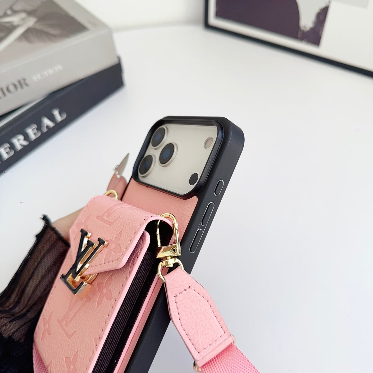 高級感Monogram ウォレット&ショルダーストラップ付 iPhoneケース ピンク-OKLV001