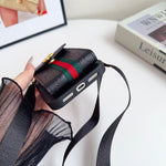 ラグジュアリーGG ウォレット&ショルダーストラップ付 iPhoneケース 黒-OKGG001