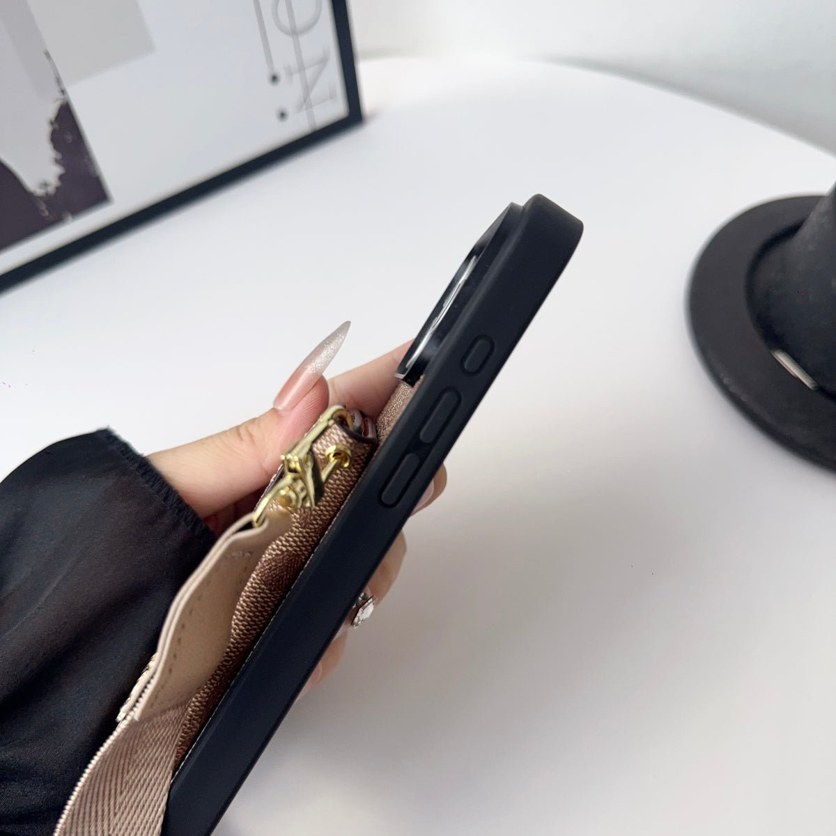 高級CH ウォレット&ショルダーストラップ付 iPhoneケース ブラウン-OKCH003