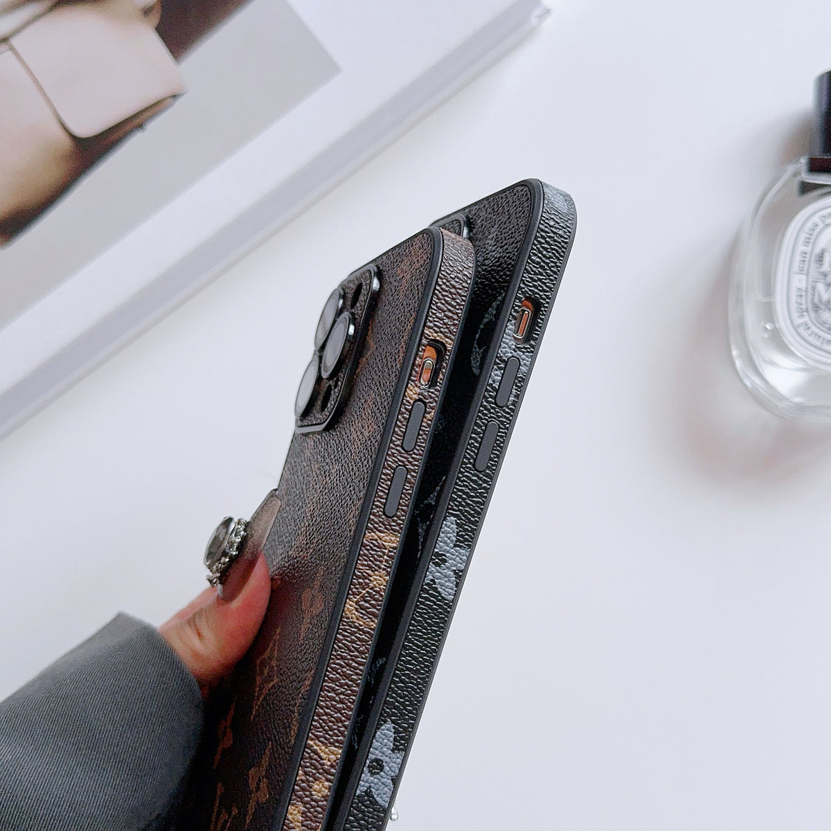 エレガントなMonogramビッグモノグラム ブラックiPhoneケース-OKLV003