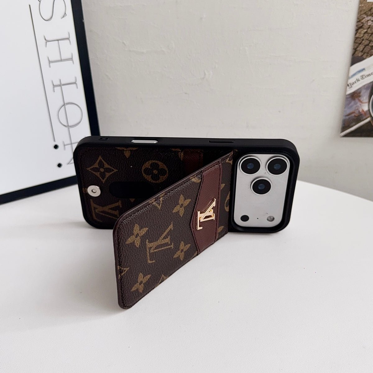 クラシカルMonogram ビッグプリント カードポケット一体型 iPhoneケース-OKLV002