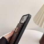 クラシカルMonogram ビッグプリント カードポケット一体型 iPhoneケース-OKLV002