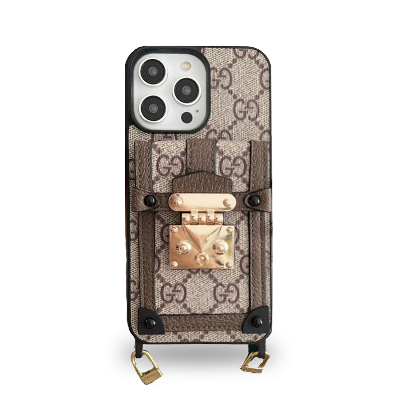 クラシックな焦げ茶色のGG iPhoneケース、パスケースとストラップ-TDK240330