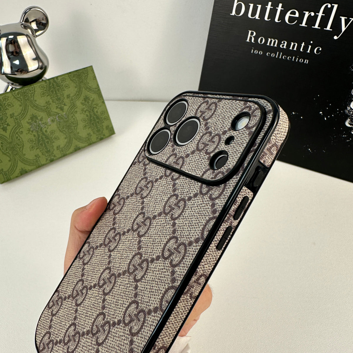 クラシックのMonogram iPhone ケース茶色 - OKLV0113