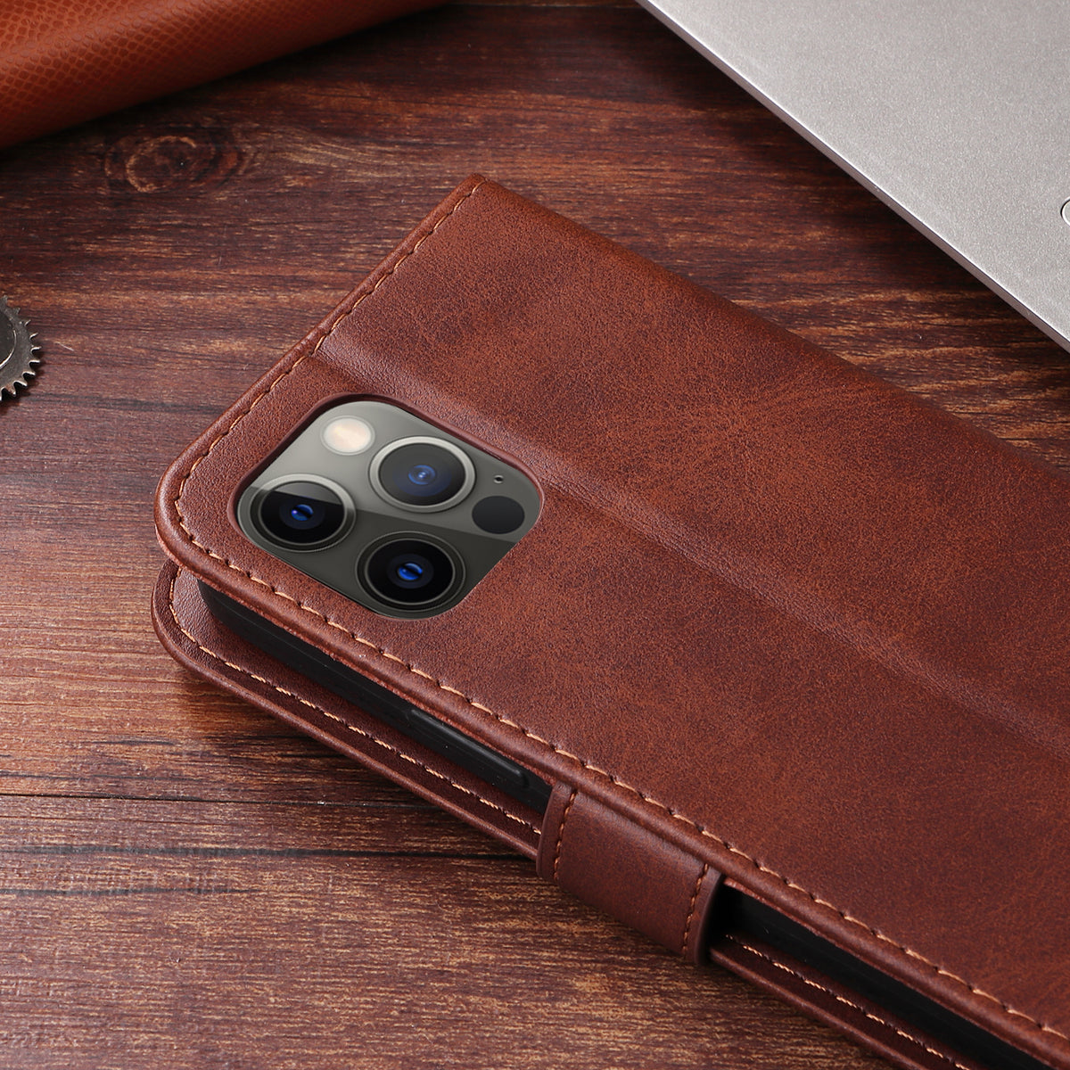 牛革製茶色のiPhoneケース ジッパー付き手帳型カードホルダー-LLN240709