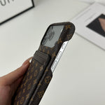 エレガントレザーの iPhone用 磁吸カードポケット付きケース17シリーズ 小きな印刷 -OKLV052