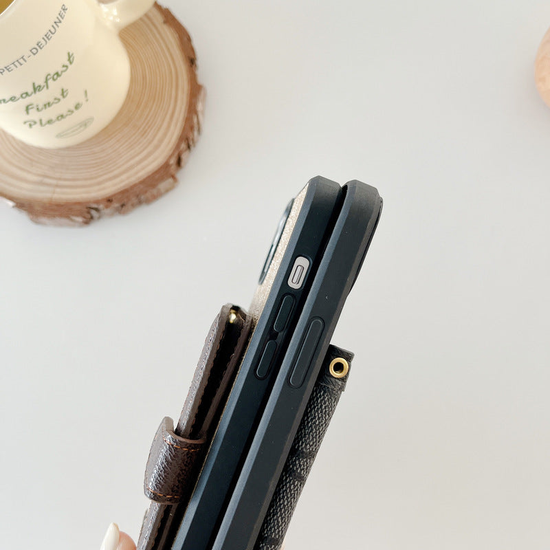 CH黒いiPhoneケース　パスケースと斜め掛け付き-XK240402