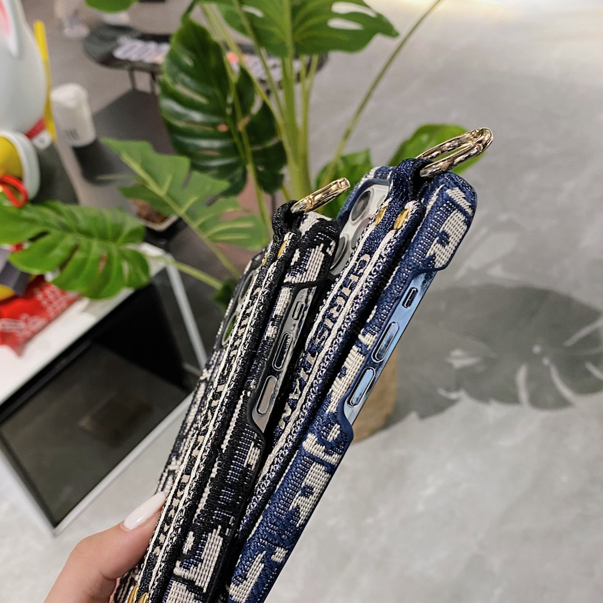 CD青いiPhoneケース ホルダー-SW231115