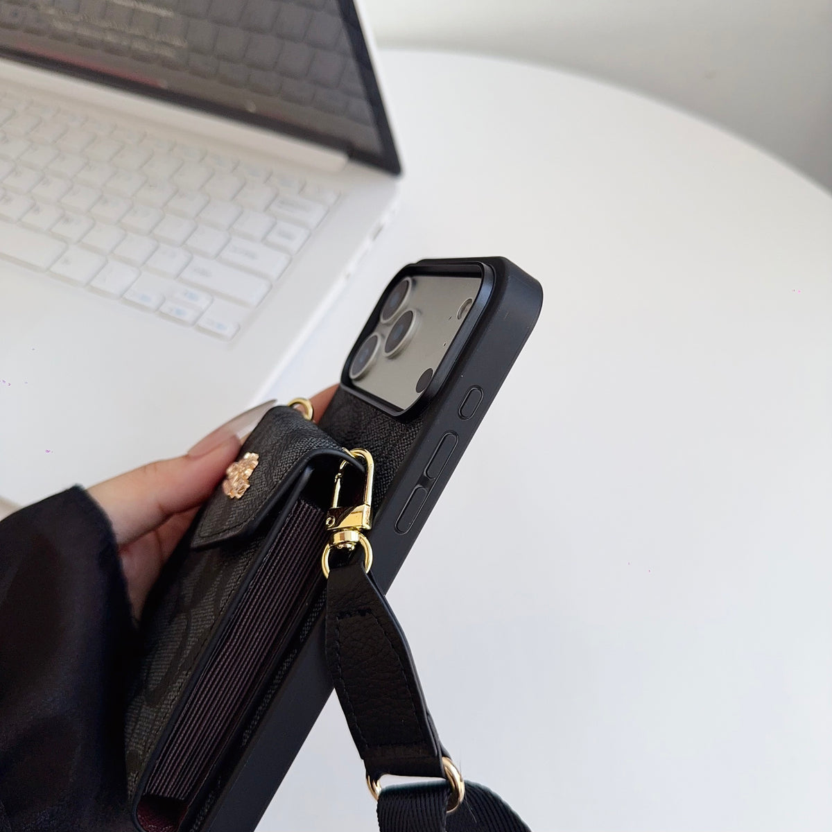 上質CH ウォレット＆ショルダーストラップ付 iPhoneケース 黒-OKCH005