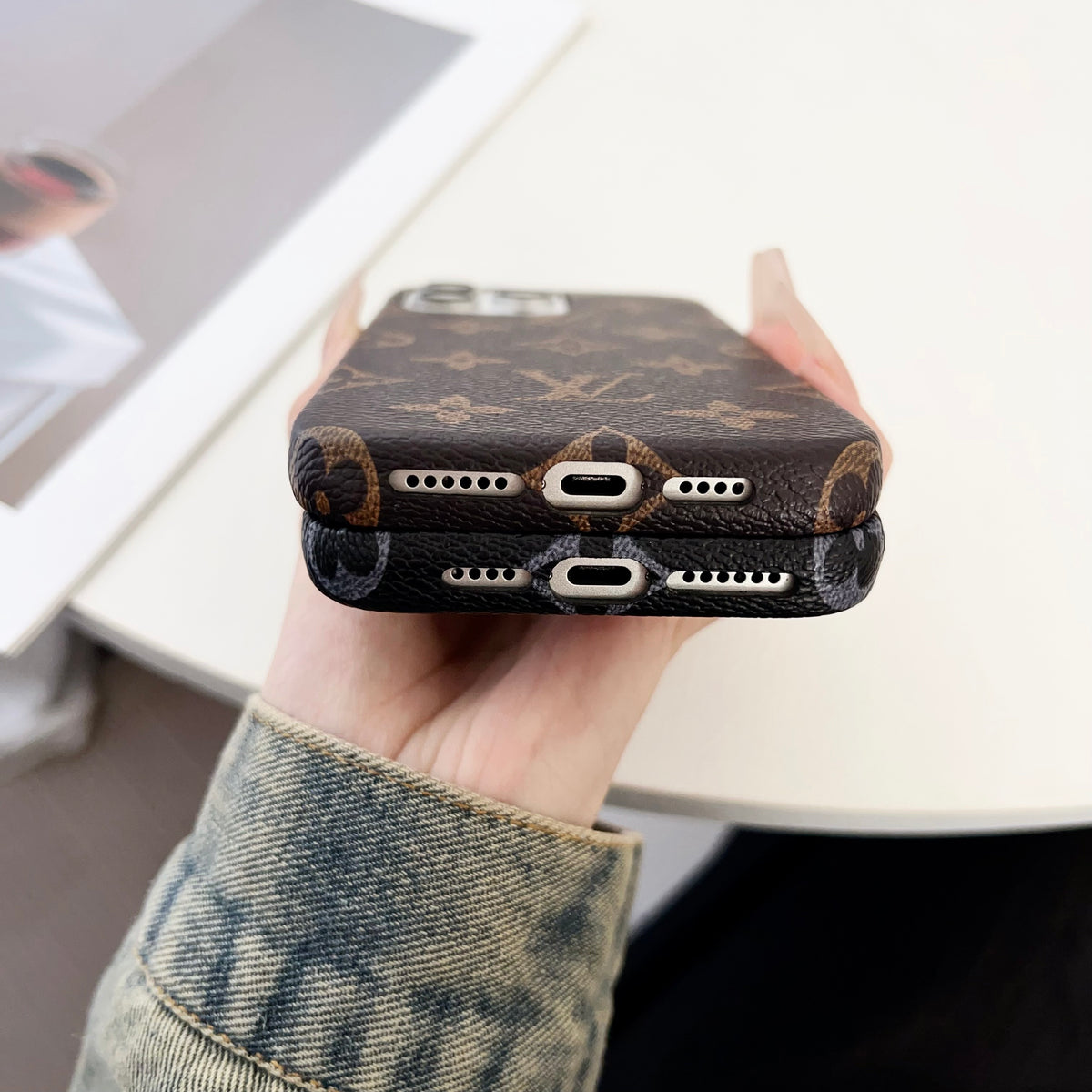 高級感のあるMonogramビッグモノグラム iPhoneケース-OKLV002