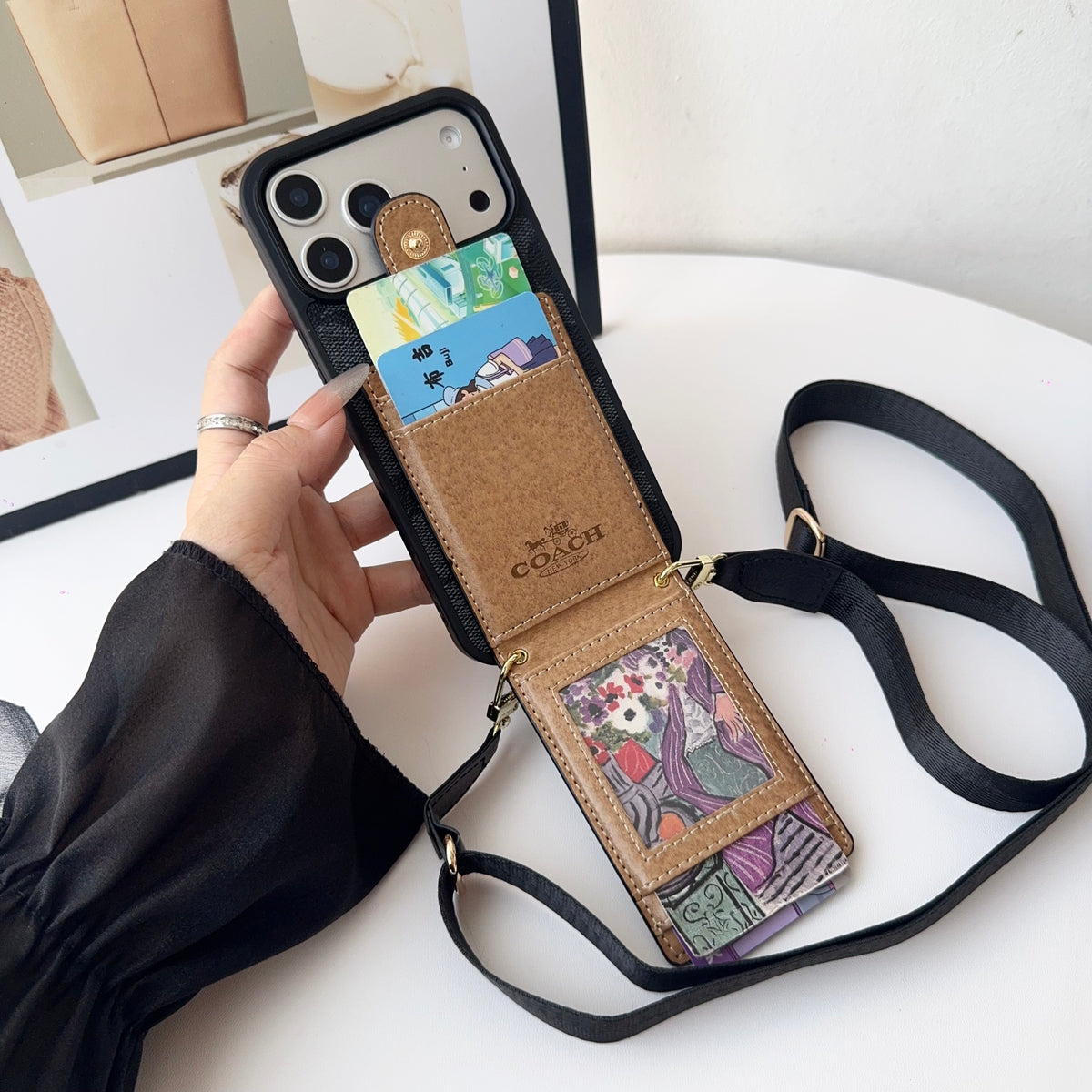 高級感CH マネークリップ付 iPhoneケース 黒-OKCH006