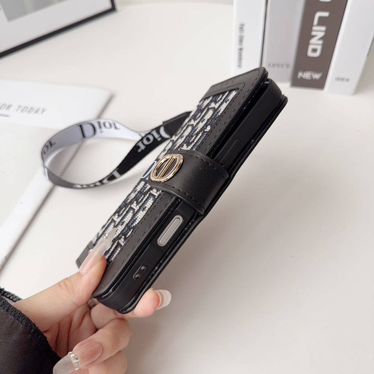 上品CD ウォレットフォールド式 iPhoneケース 黒-OKCD001