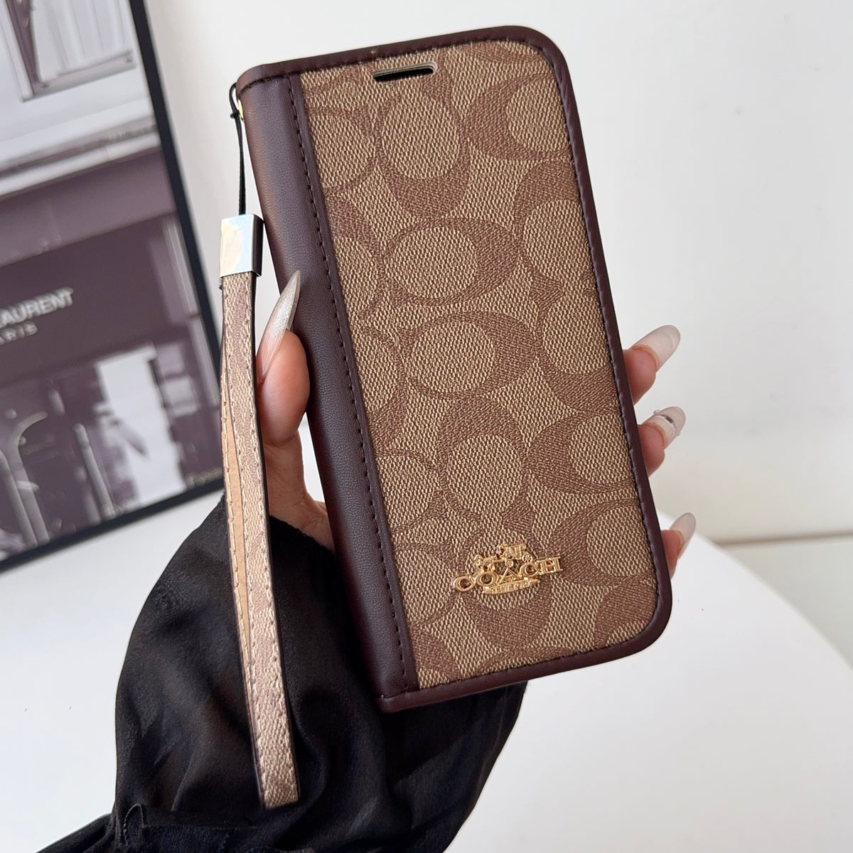 上品CHクラシック ウォレットフォールド式 iPhoneケース 黒-OKCH004